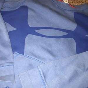 Under Armour sweatshirt with pocket